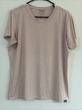Patagonia Women's Capilene Cool Daily Short Sleeve Shirt XL Blush Pink Gorpcore